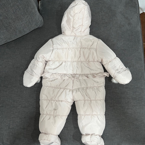 London Fog Baby Girls Snowsuit (EUC) - Picture 2 of 4